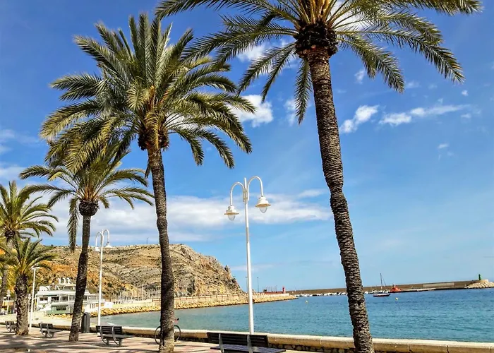 Spacious Holiday Apartment Nearby Arenal Javea