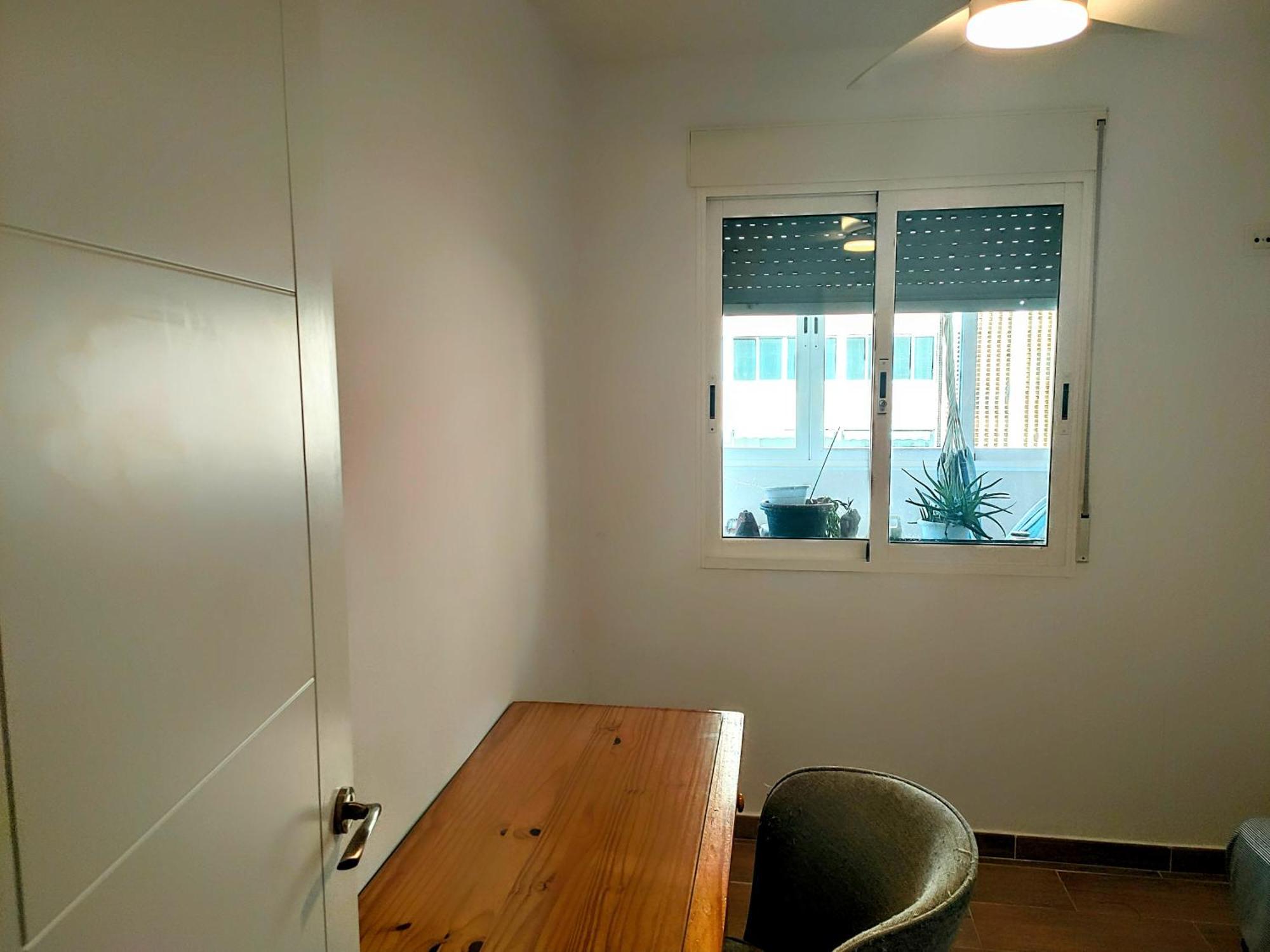 Spacious Nearby Arenal Apartment