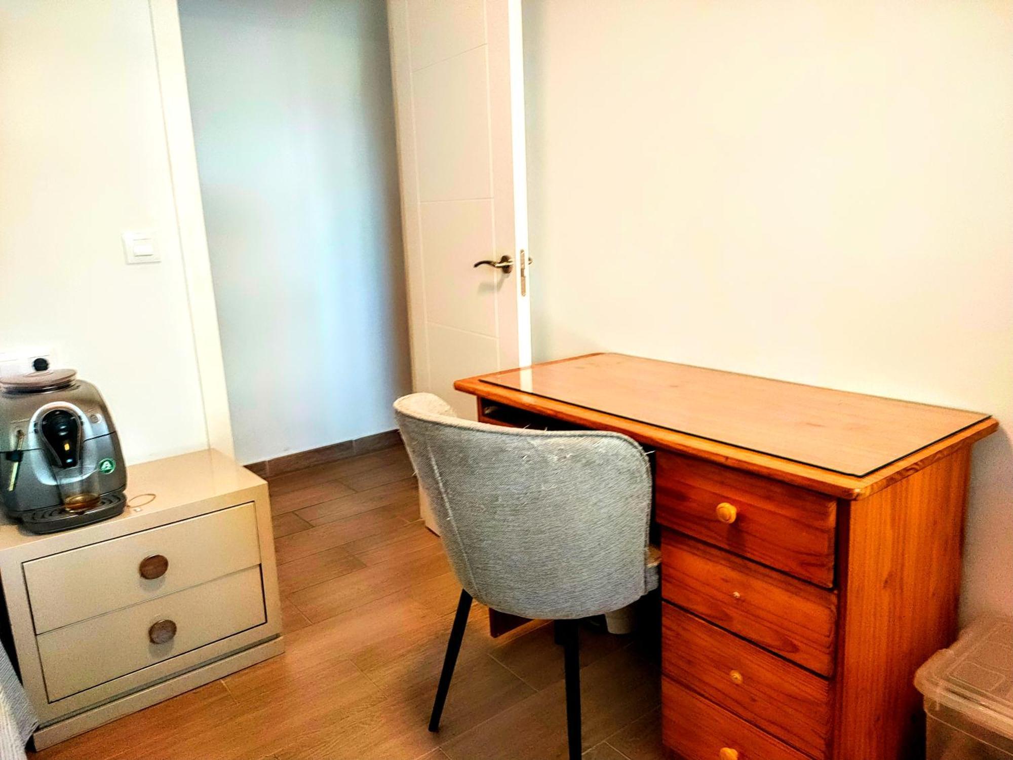 Spacious Nearby Arenal Apartment *