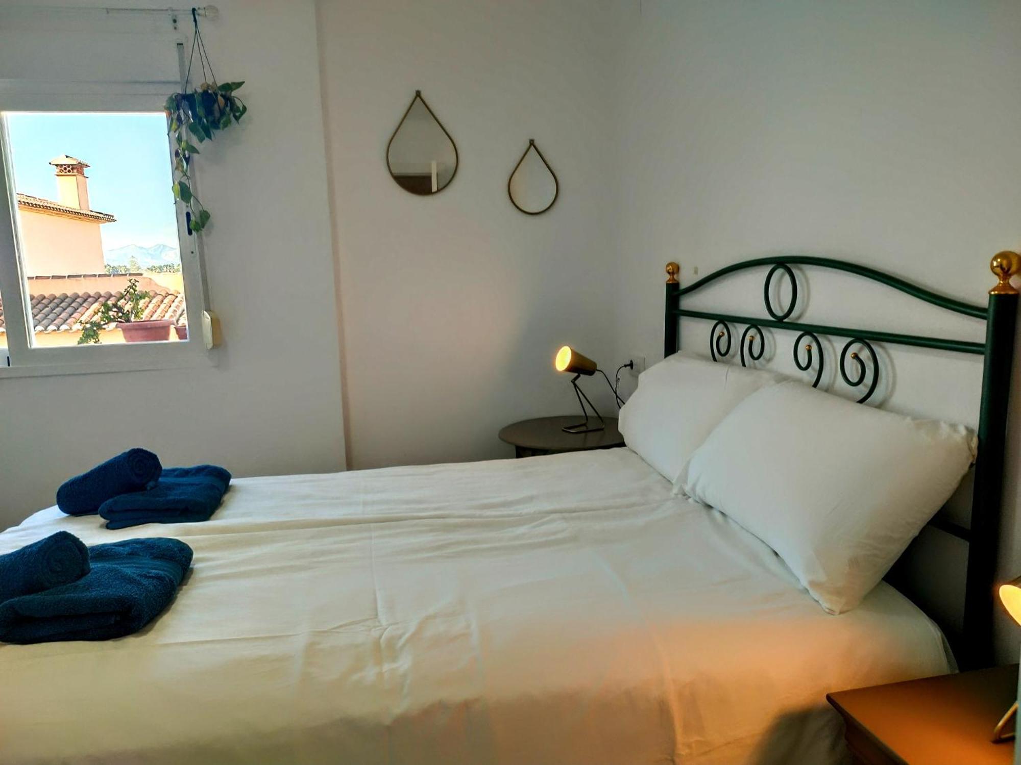 Spacious Nearby Arenal Apartment