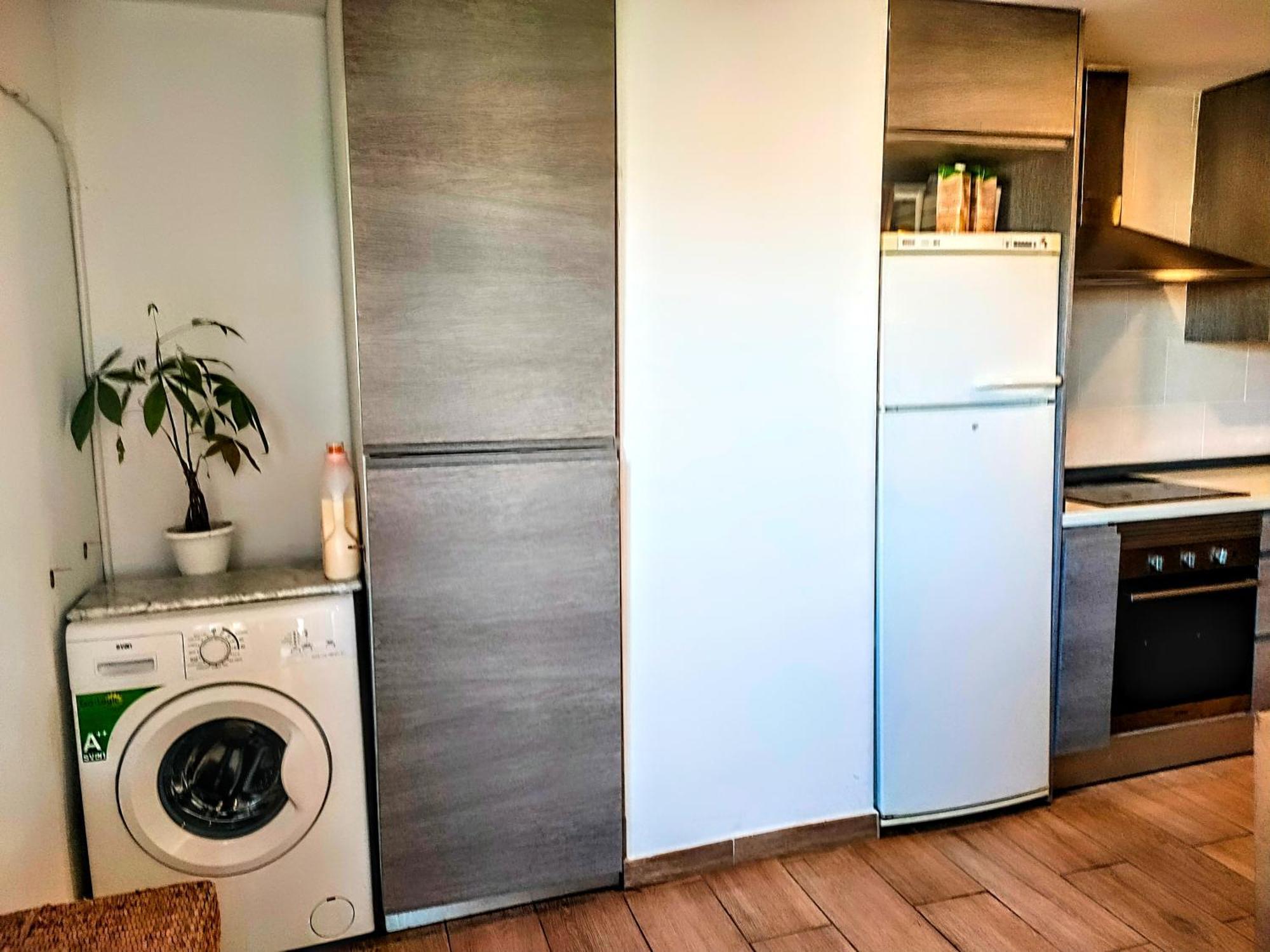 Spacious Nearby Arenal Javea